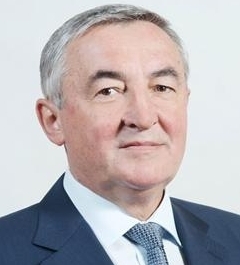 Бобрышев  Юрий  Иванович