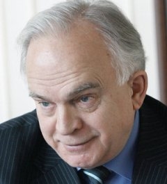 Черешнев     Валерий Александрович