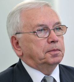 Лукин  Владимир  Петрович